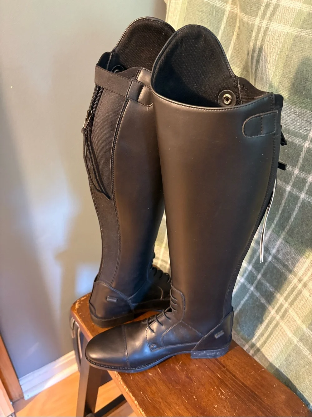 Riding Sport sleek black